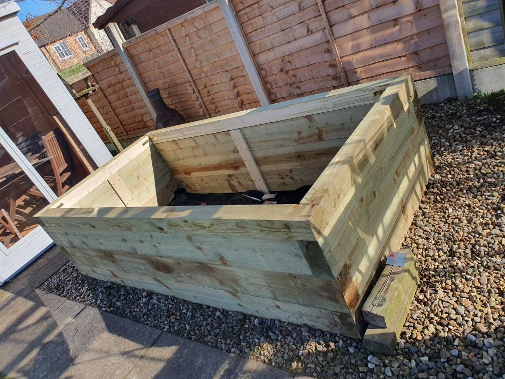 Raised Bedding Beverley